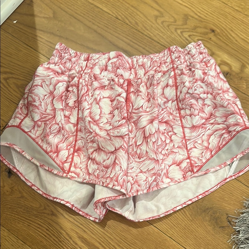 Lululemon Athletica Pink Athletic Shorts Lightweight Elastic Waist